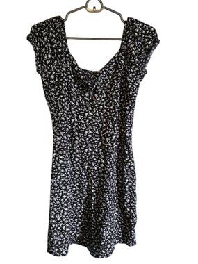 Hollister Black White Ditsy Floral Cap Sleeve A-Line Mini Dress (Small Long)